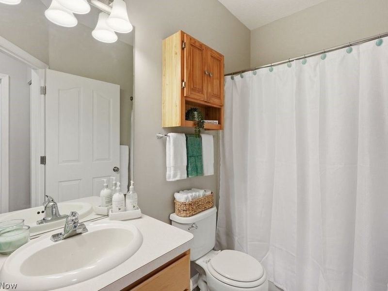 391 Stone Bridge Drive, Unit 34, Sagamore Hills, OH 44067 Photo 17