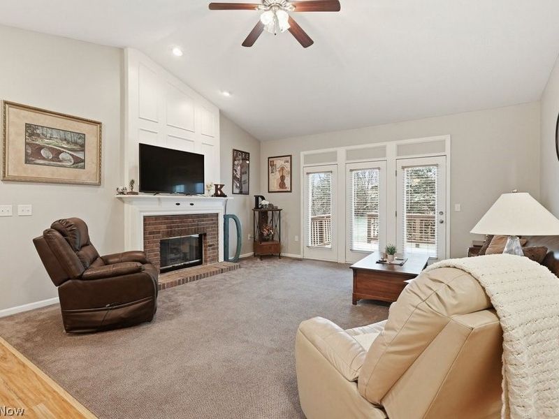 391 Stone Bridge Drive, Unit 34, Sagamore Hills, OH 44067 Photo 2