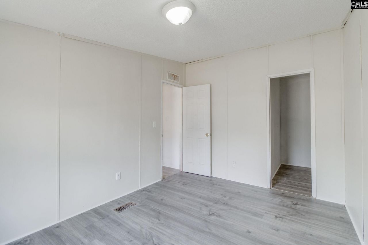 597 Forest Hills Drive  Photo 23