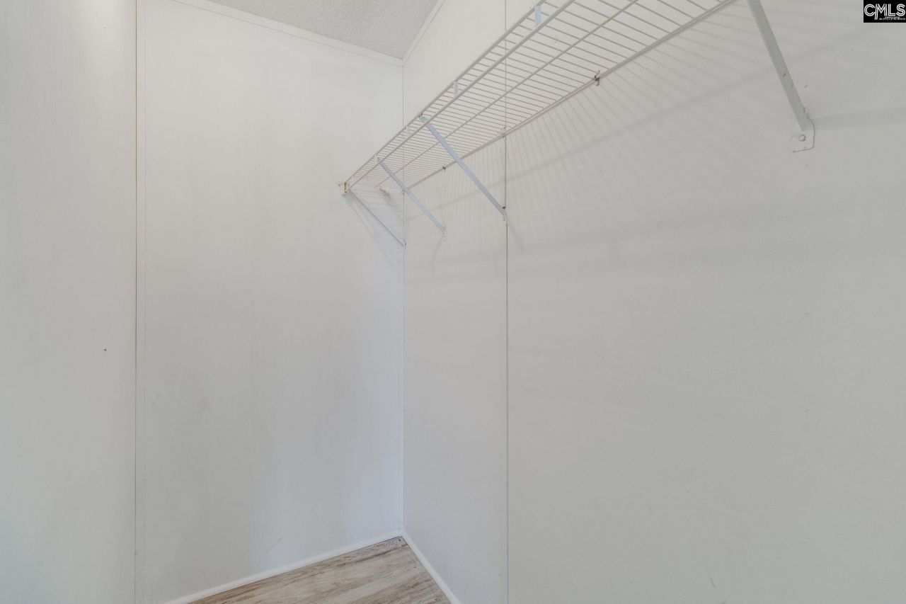 597 Forest Hills Drive  Photo 24