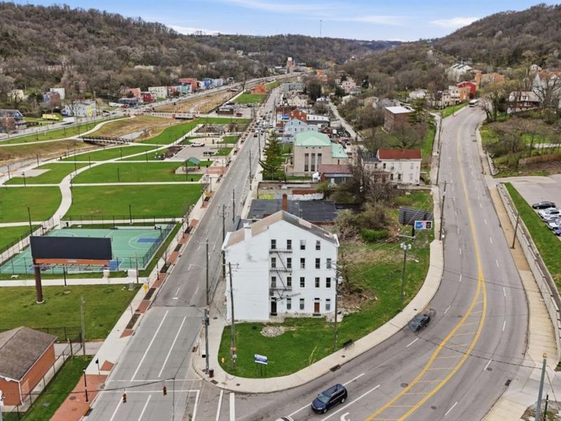 1610 Queen City Avenue, Unit 1, Cincinnati, OH 45214 Photo 3