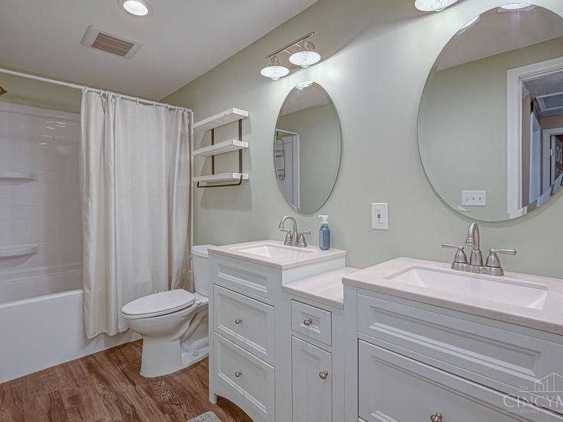 4924 Alvernovalley Court, Delhi Twp, OH 45238 Photo 22