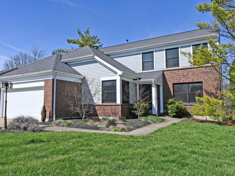 8346 White Hill Lane, West Chester, OH 45069 Photo 1