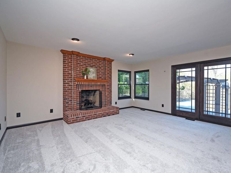 8346 White Hill Lane, West Chester, OH 45069 Photo 12