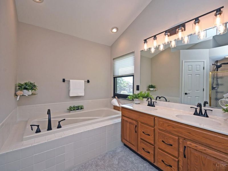 8346 White Hill Lane, West Chester, OH 45069 Photo 26