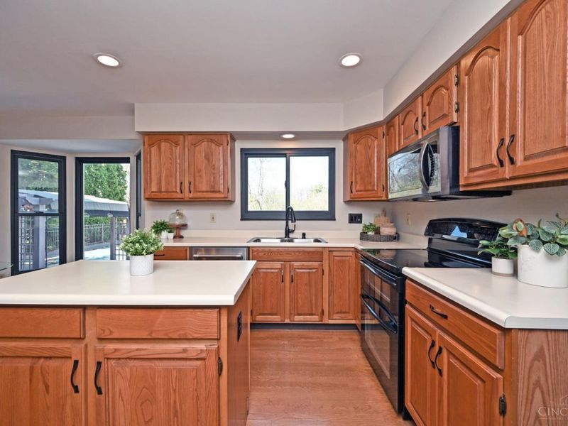 8346 White Hill Lane, West Chester, OH 45069 Photo 7