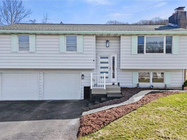 2450 Theresa Boulevard, Binghamton, NY 13903