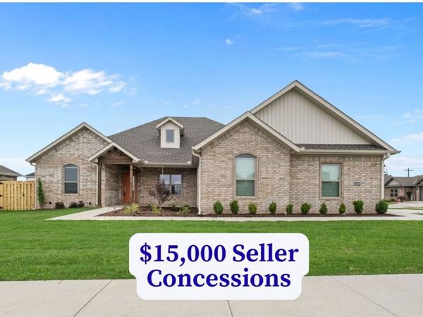 2412 Charles Street , Pea Ridge, AR 72751