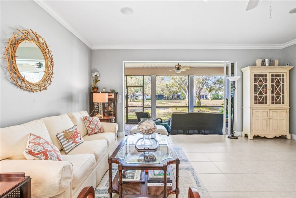 224 Oak Hammock Circle Sw, Vero Beach, FL 32962 Photo