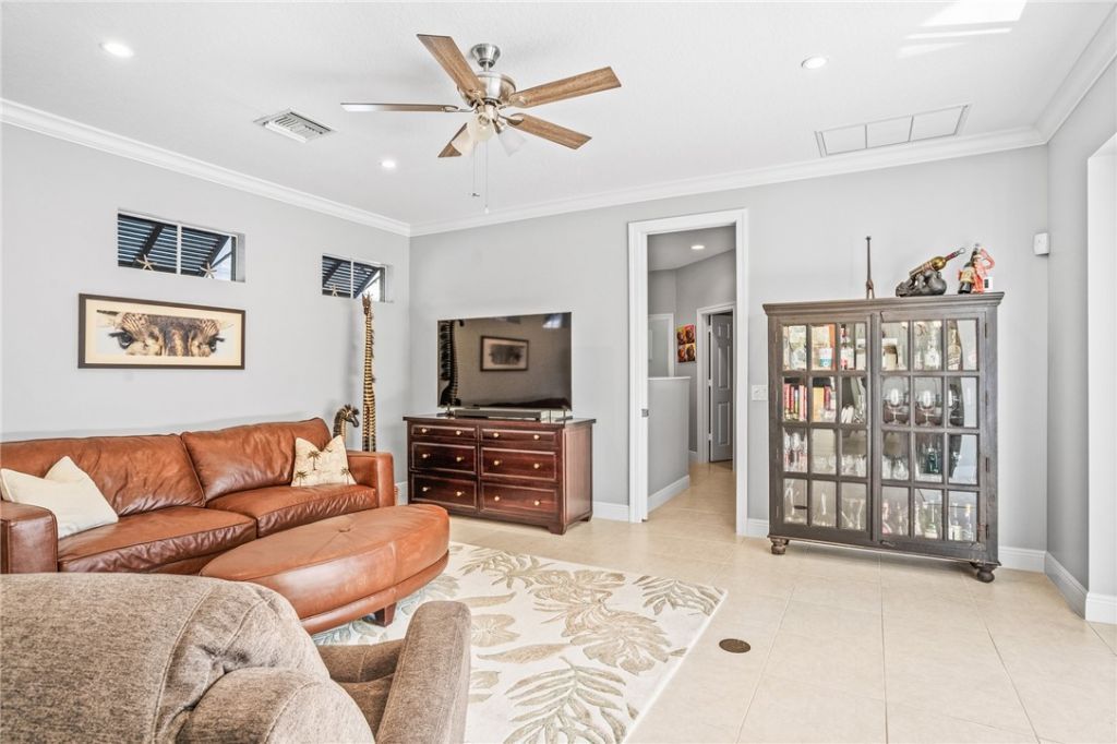 224 Oak Hammock Circle Sw, Vero Beach, FL 32962 Photo