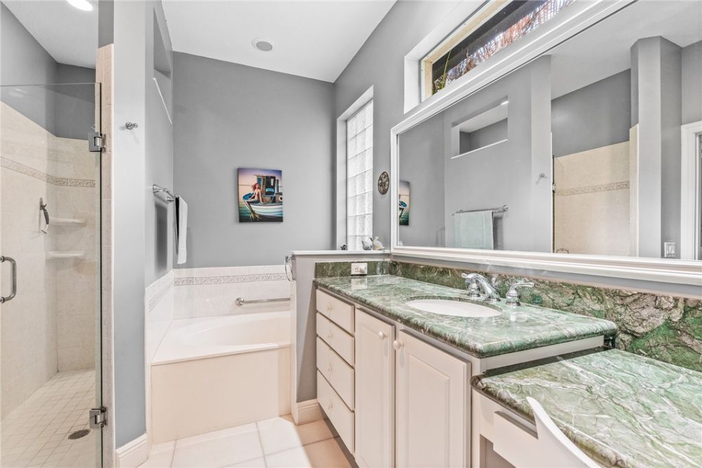 224 Oak Hammock Circle Sw, Vero Beach, FL 32962 Photo