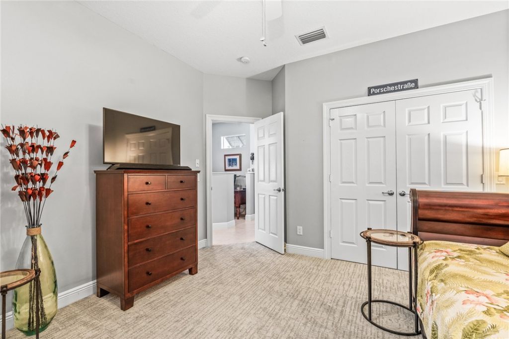 224 Oak Hammock Circle Sw, Vero Beach, FL 32962 Photo