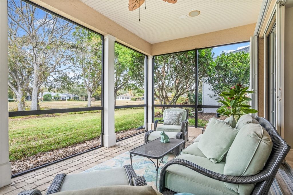 224 Oak Hammock Circle Sw, Vero Beach, FL 32962 Photo