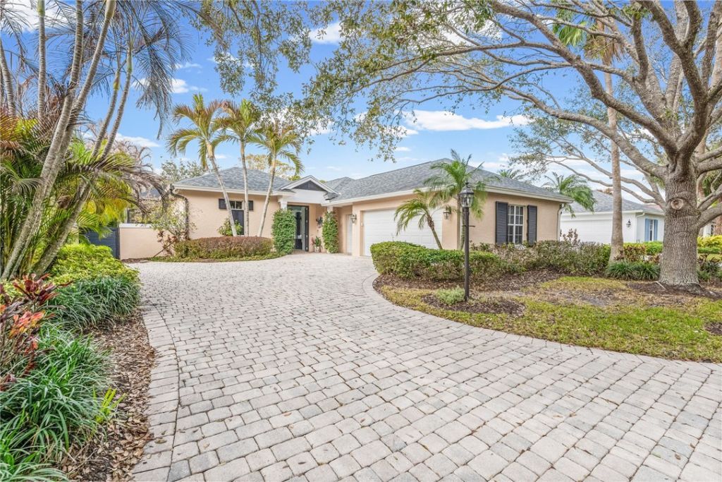224 Oak Hammock Circle Sw, Vero Beach, FL 32962 Photo