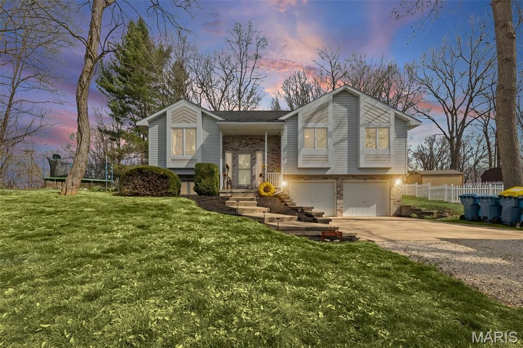 1382 Biscay Drive , Edwardsville, IL 62025 Main Photo