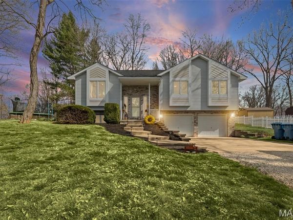 1382 Biscay Drive , Edwardsville, IL 62025