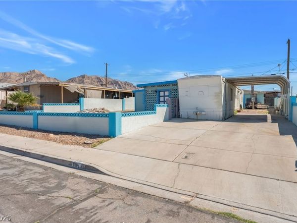 6161 Great Smoky Avenue, Las Vegas, NV 89156