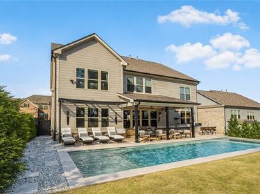 3820 Mabry Ridge Drive, Buford, GA 30518