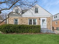 512 N Elm Street, Mount Prospect, IL 60056 primary photo