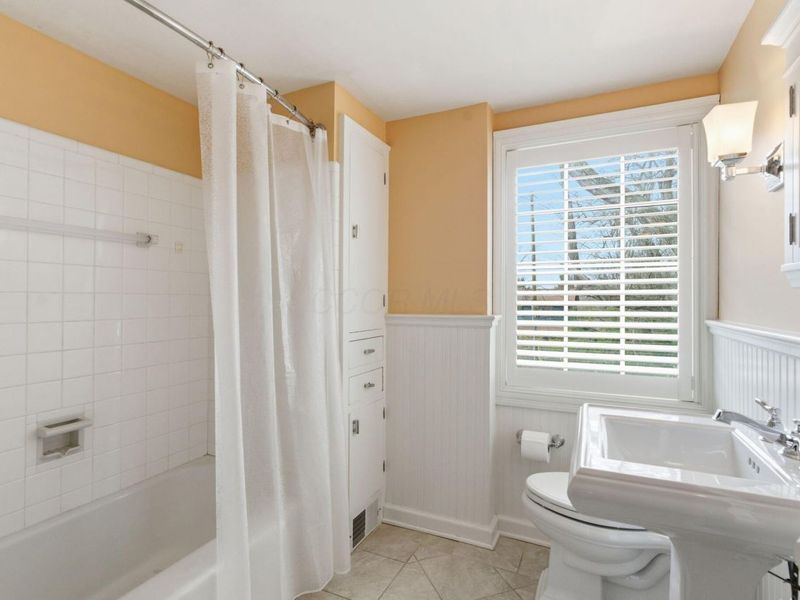 2015 Hillside Drive, Columbus, OH 43221 Photo 68