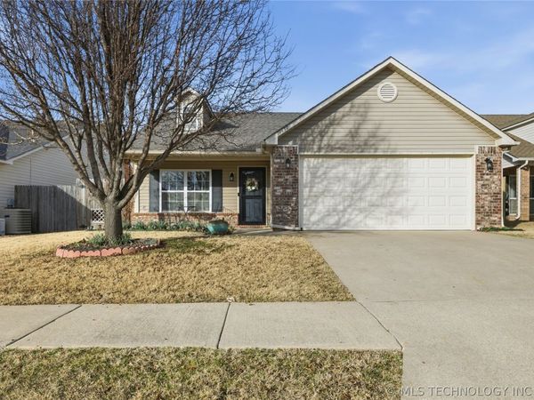 14650 S Toledo Place , Bixby, OK 74008