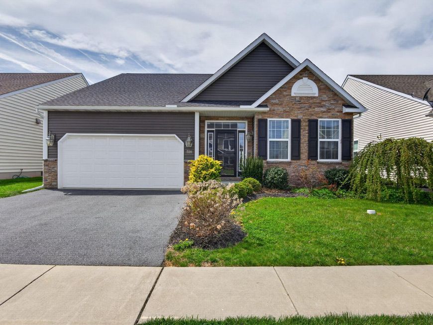 516 Jared Way, New Holland, PA 17557 Main Photo
