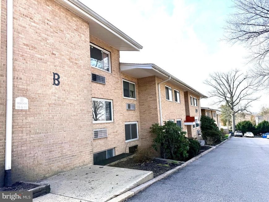 650 Brooke Road, Unit B-11, Glenside, PA 19038 Main Photo