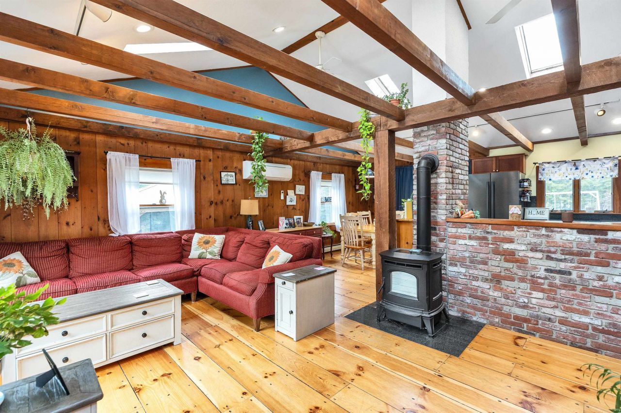 253 Wellington Road, Rindge, NH 03461 Main Photo