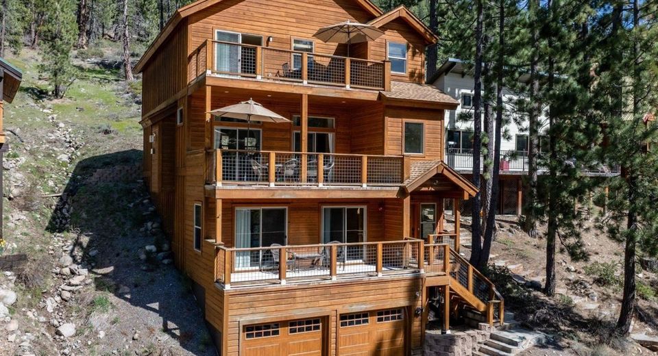 15224 W Reed Avenue, Truckee, CA 96161 Photo