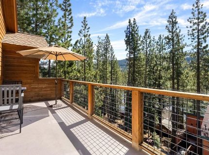 15224 W Reed Avenue, Truckee, CA 96161 Photo