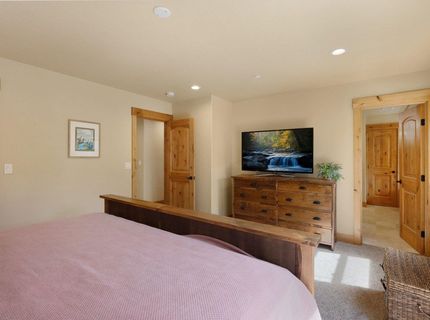 15224 W Reed Avenue, Truckee, CA 96161 Photo