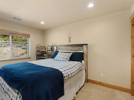15224 W Reed Avenue, Truckee, CA 96161 Photo