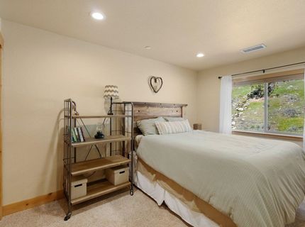 15224 W Reed Avenue, Truckee, CA 96161 Photo