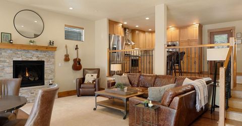 15224 W Reed Avenue, Truckee, CA 96161 Photo