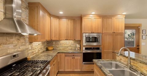 15224 W Reed Avenue, Truckee, CA 96161 Photo