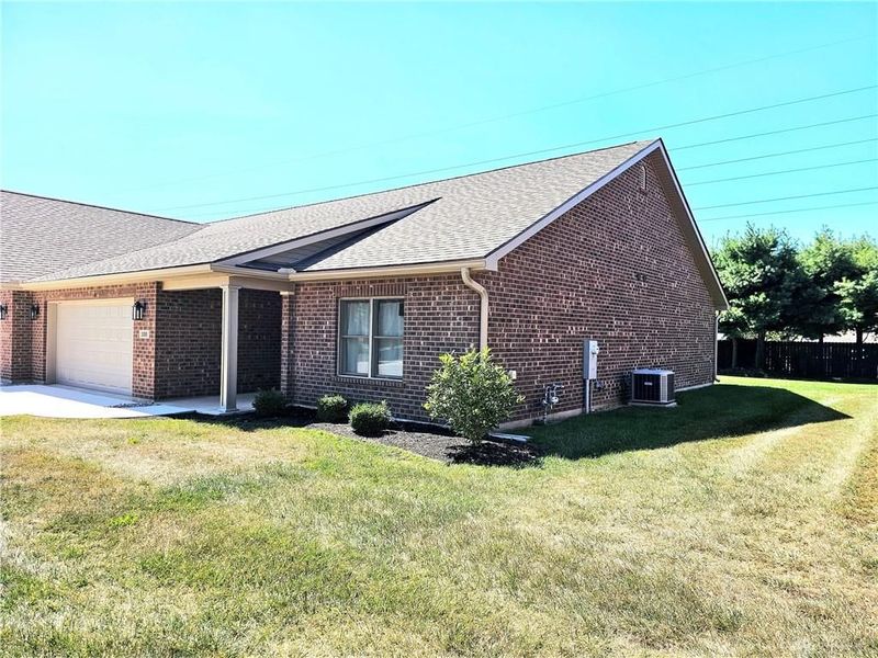 120 Pipers Pine Drive, Pleasant Hill, OH 45359 Photo 2