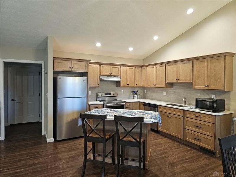 120 Pipers Pine Drive, Pleasant Hill, OH 45359 Photo 3