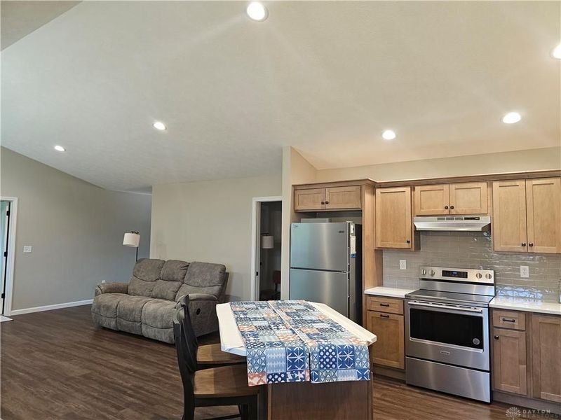 120 Pipers Pine Drive, Pleasant Hill, OH 45359 Photo 4