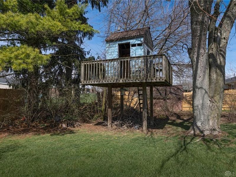 5235 W Ridgewood Road, Moorefield Township, OH 45503 Photo 32