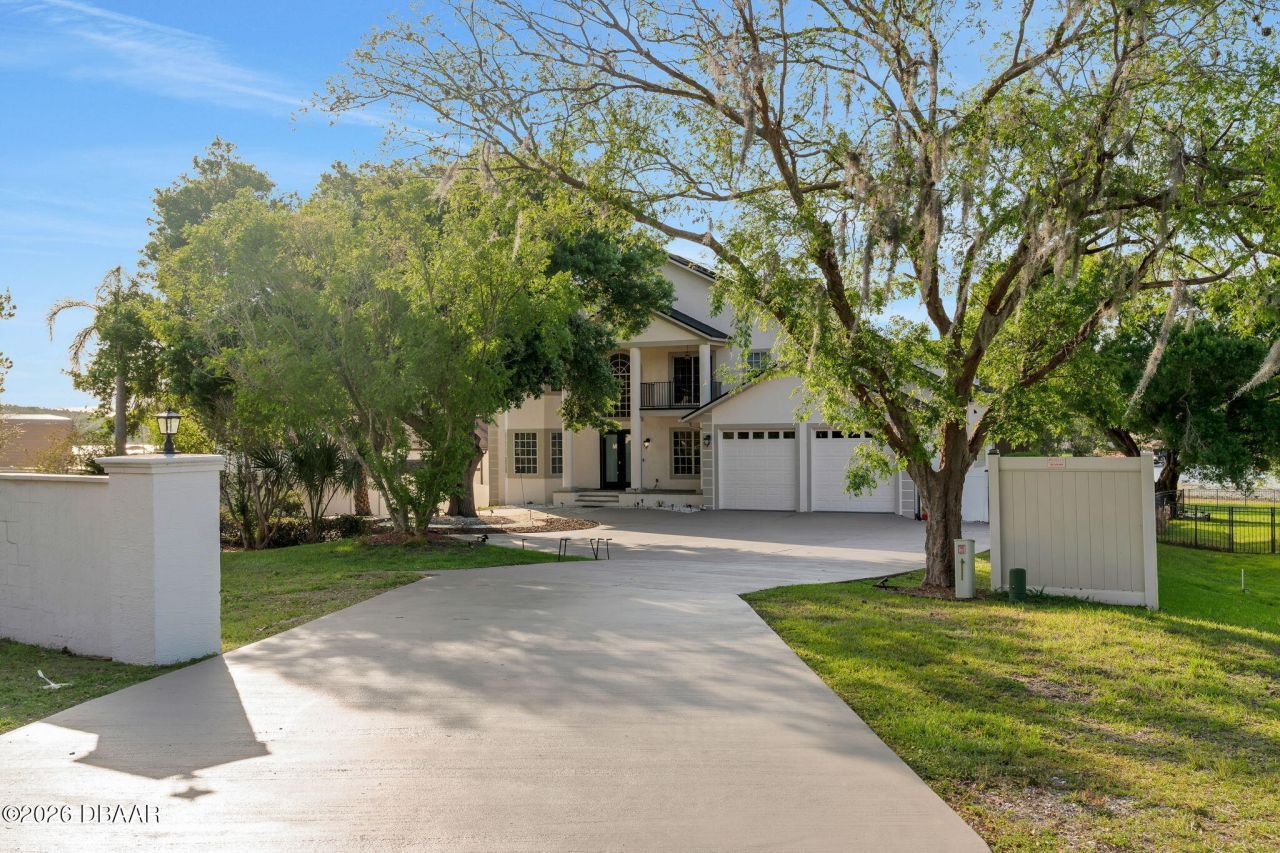 10911 Lakeshore Drive, Clermont, FL 34711 Photo