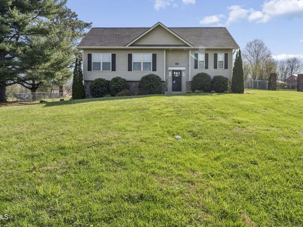 120 Hopper Road, Johnson City, TN 37604