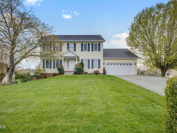 135 Brittany Drive, Gray, TN 37615