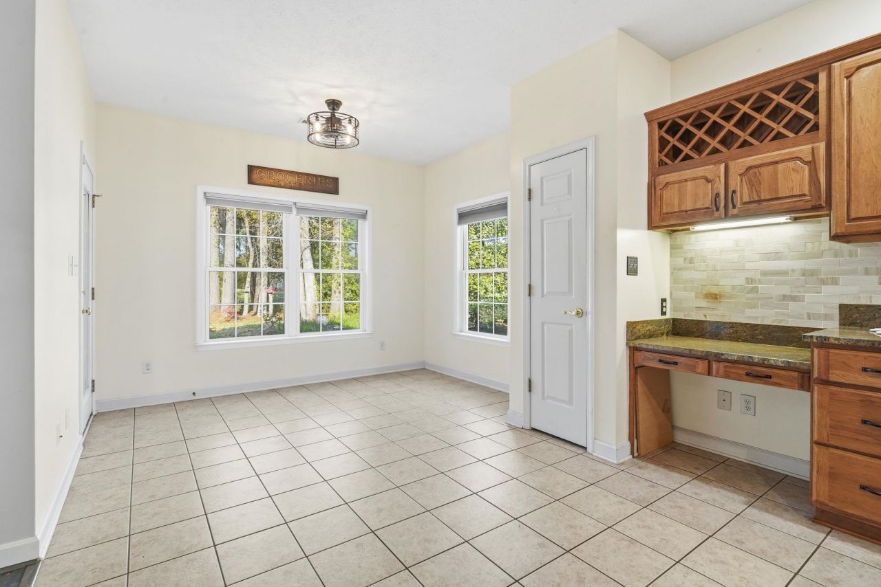 9611 Indigo Creek Blvd.  Photo 12