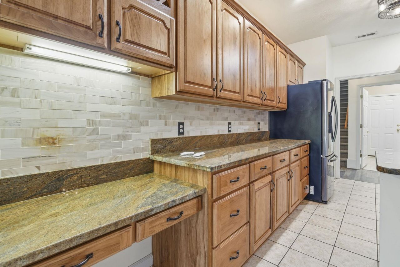 9611 Indigo Creek Blvd.  Photo 15