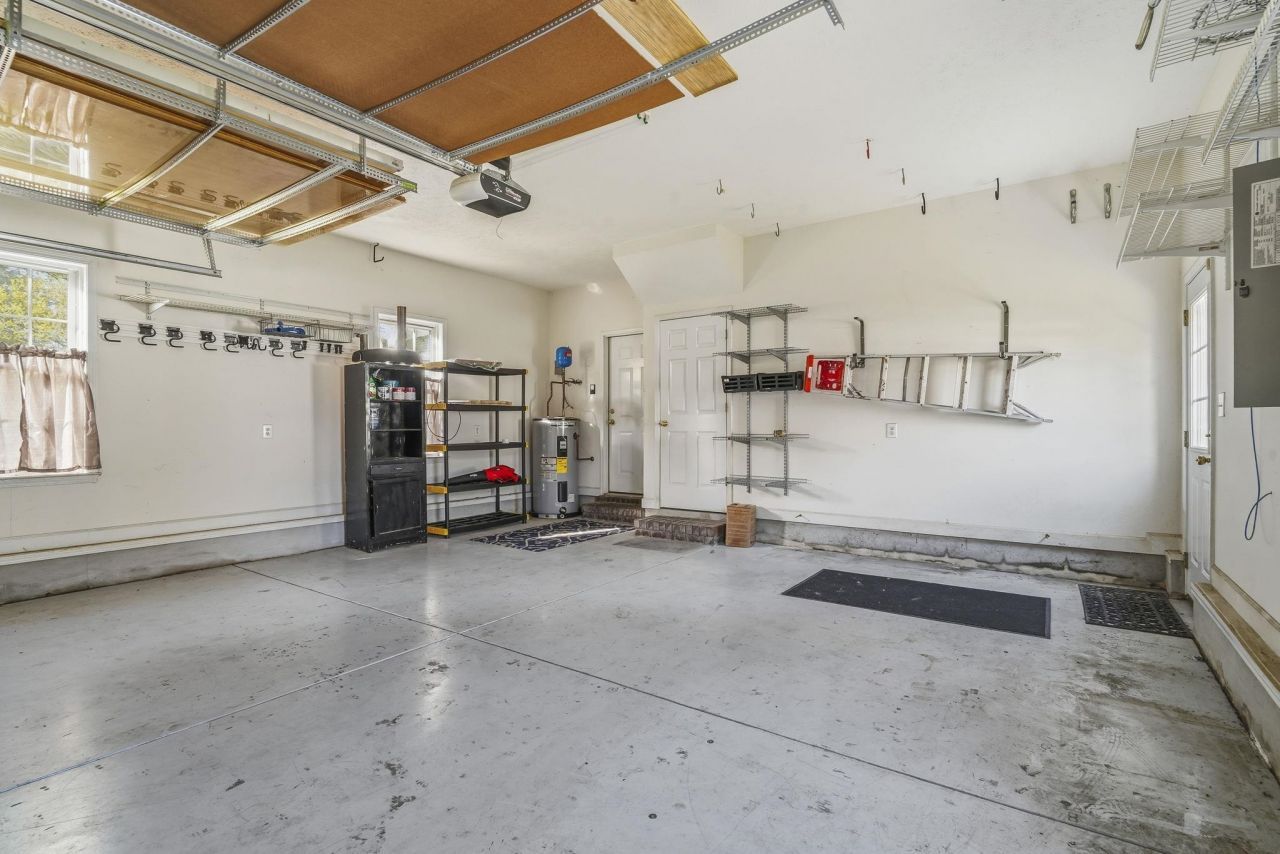 9611 Indigo Creek Blvd.  Photo 27