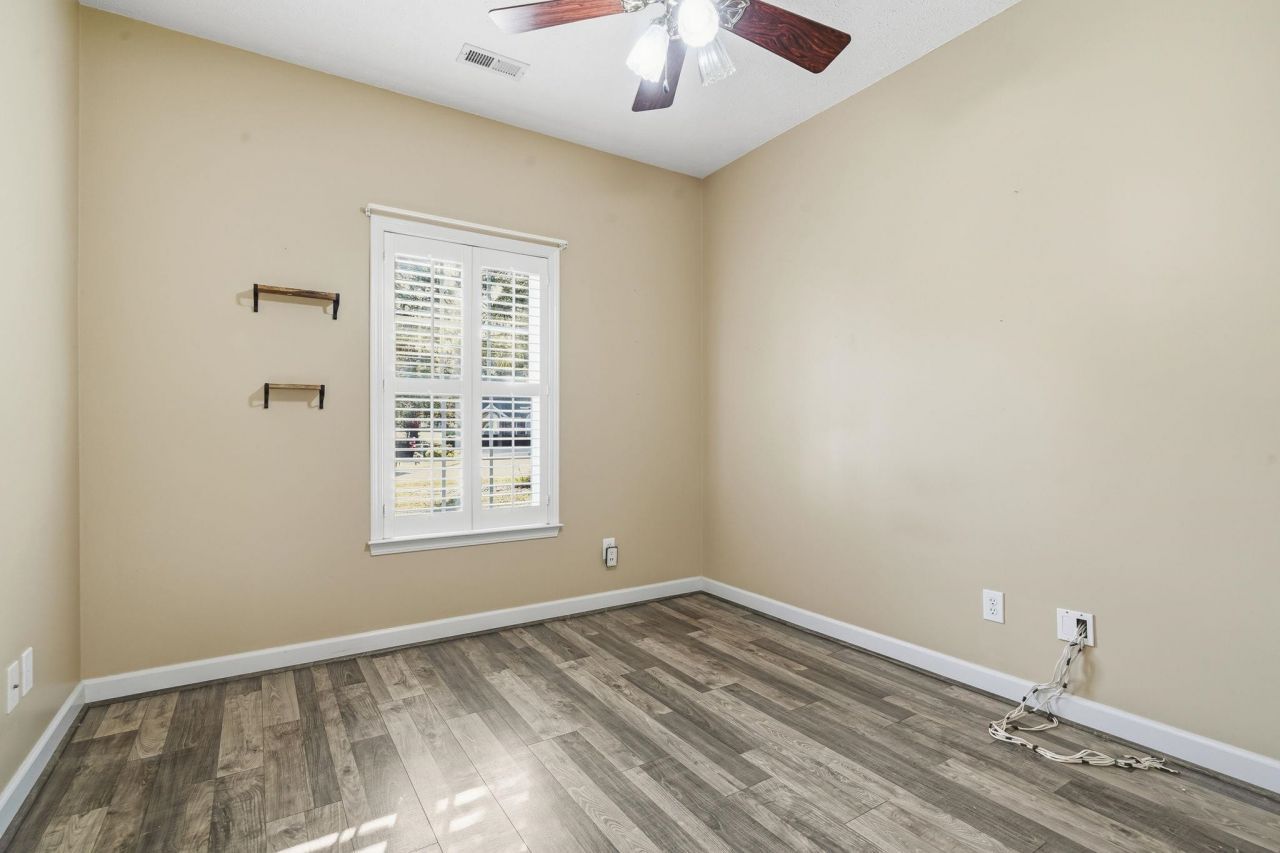 9611 Indigo Creek Blvd.  Photo 28