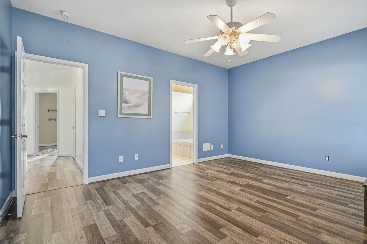 9611 Indigo Creek Blvd.  Photo 31