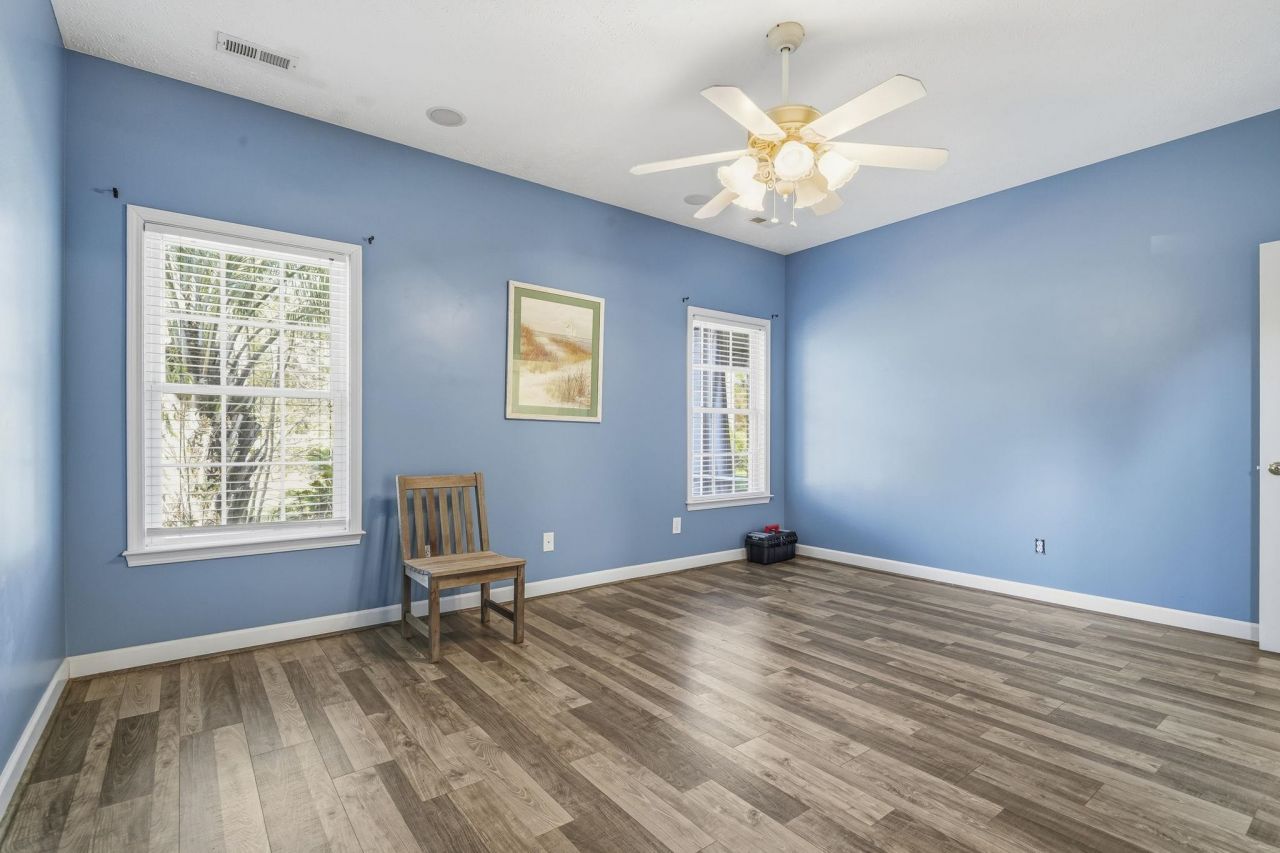 9611 Indigo Creek Blvd.  Photo 32