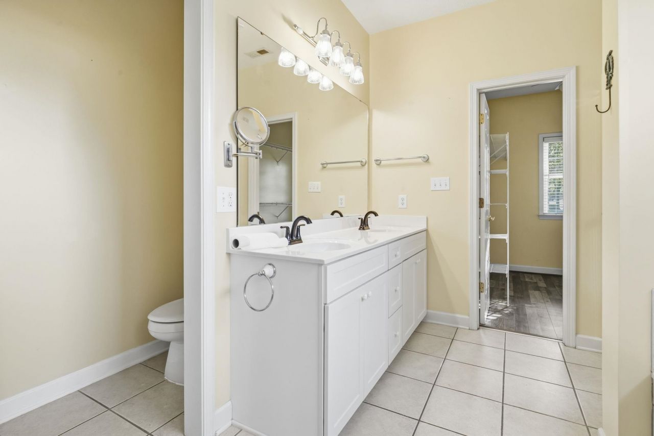 9611 Indigo Creek Blvd.  Photo 33