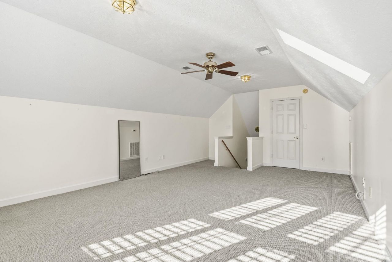 9611 Indigo Creek Blvd.  Photo 38